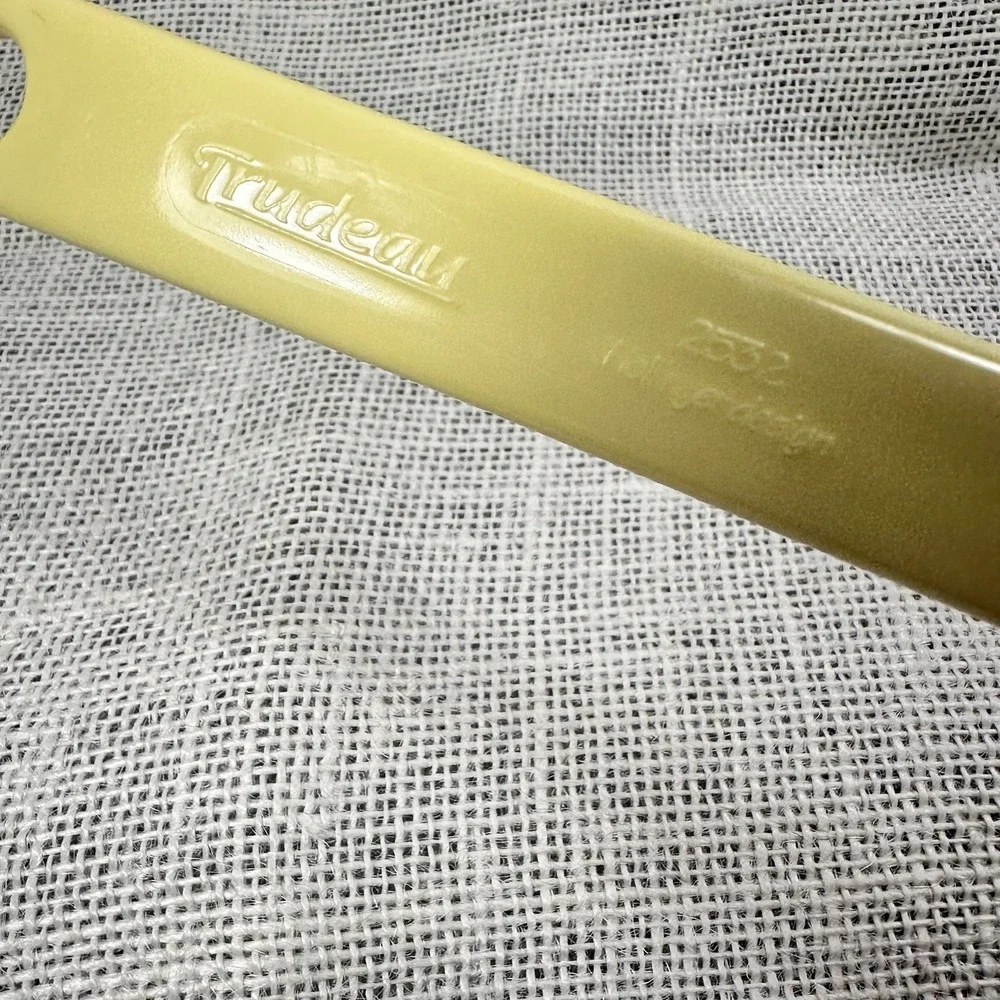 Trudeau Slotted Serving Spoon Yellow Utensil 2532 Hollinger Design‎ Melamine